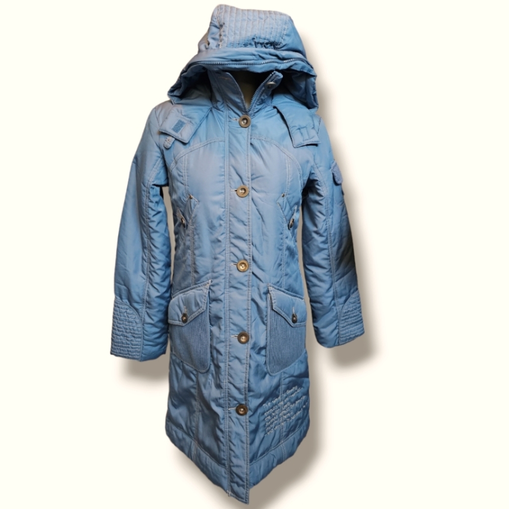 Vero Moda unique long puffer. Small